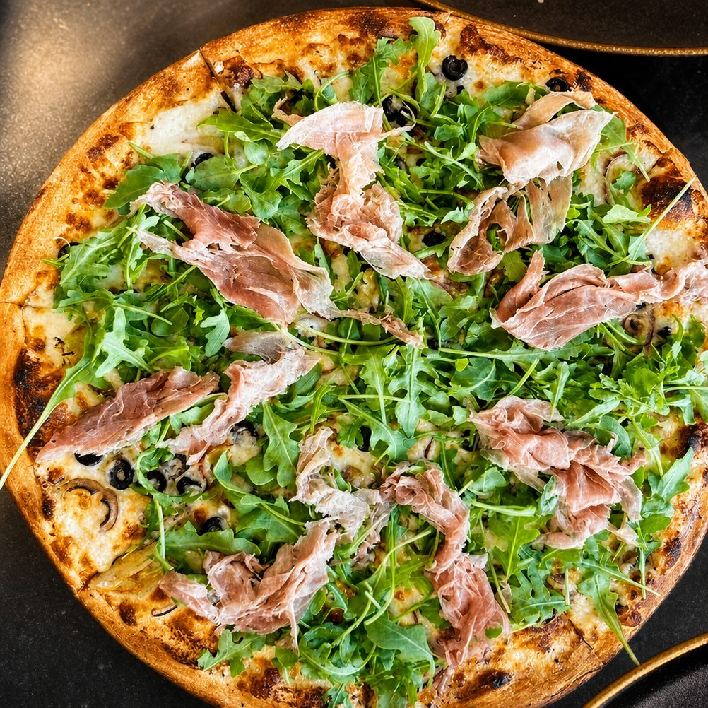 Prosciutto Pizza.