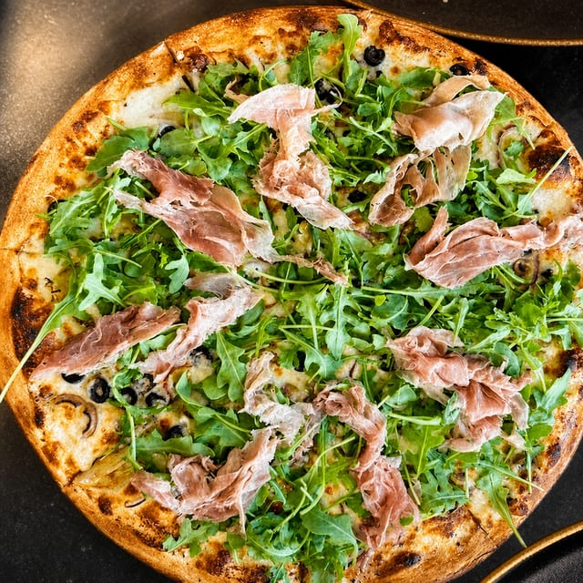 Prosciutto Pizza.