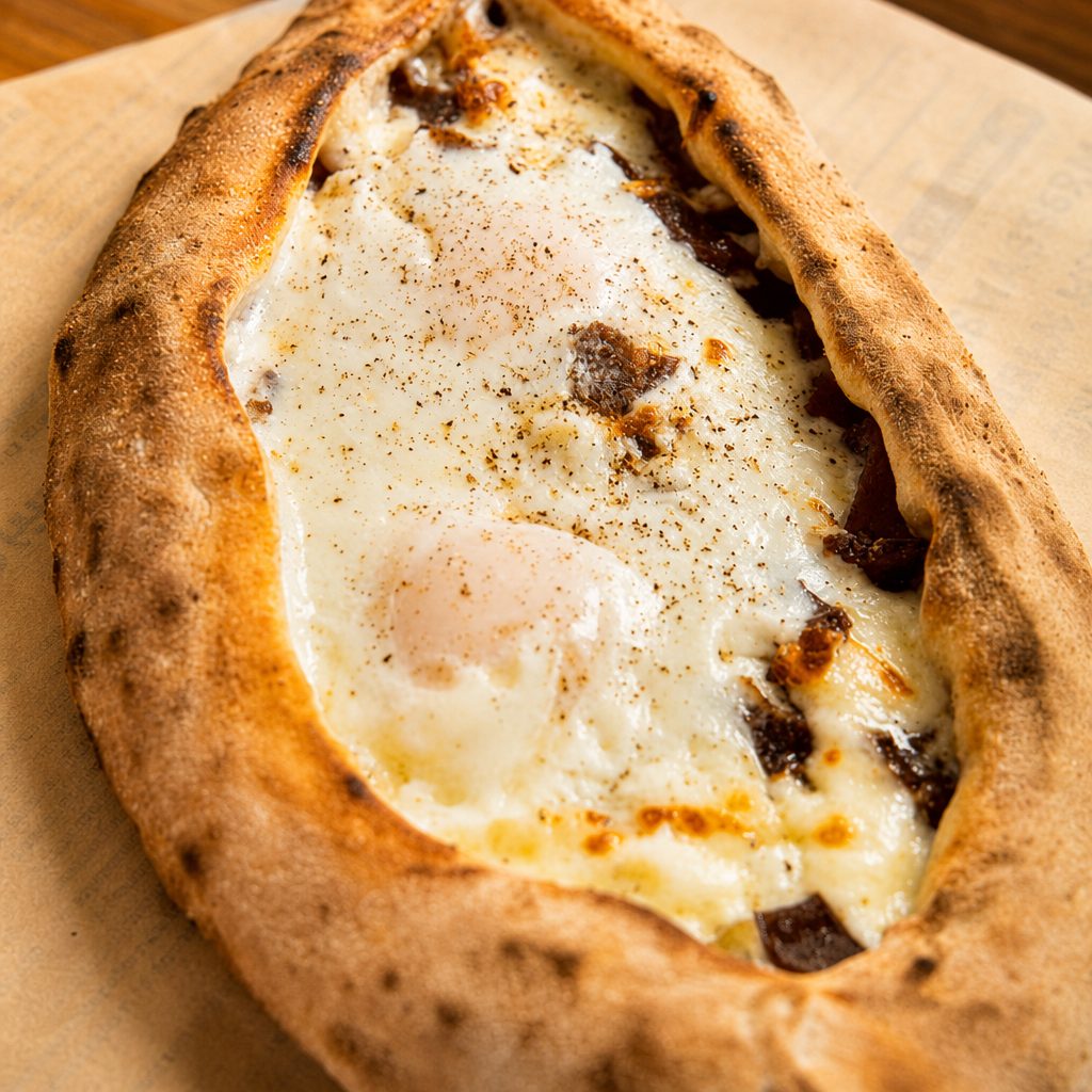 Bacon Ajarakan.